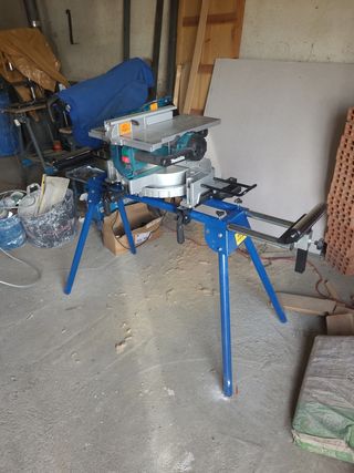 Ingletadora con potro