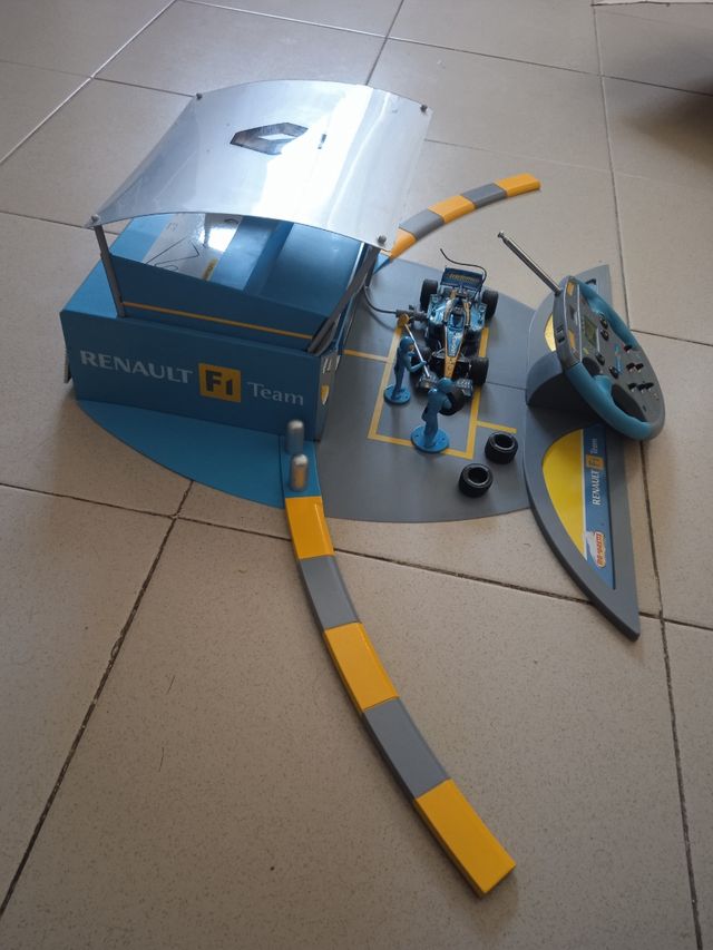 Garaje F1 Renault Majorette