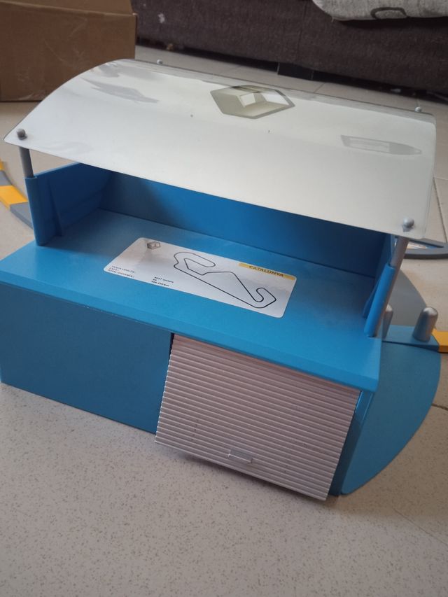 Garaje F1 Renault Majorette