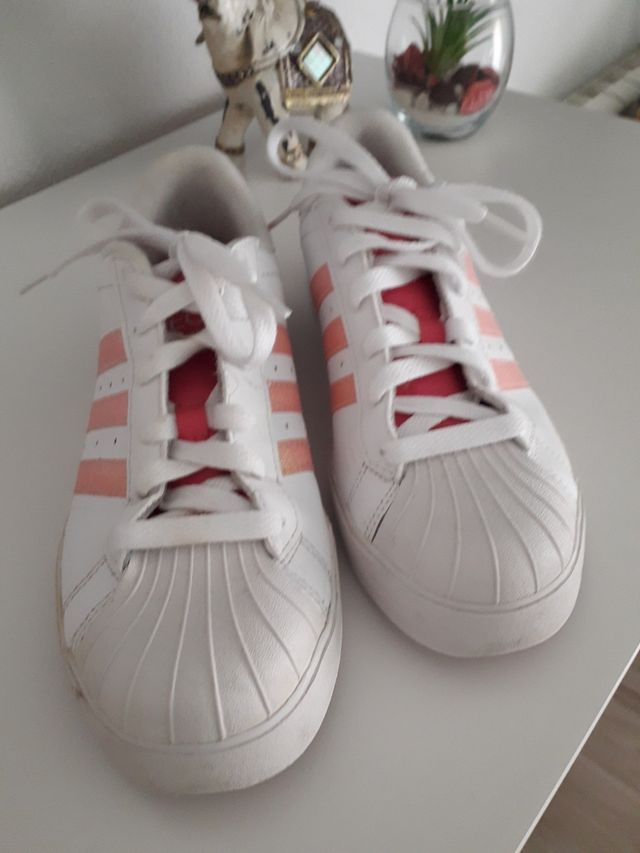 Par zapatillas adidas