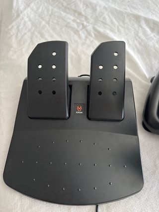 Volante Krom K-Wheel multiplataforma