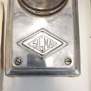 Vecchia idropompa universale a getto continuo