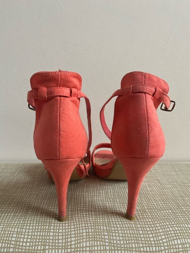 Sandalias tacón coral | Elegantes
