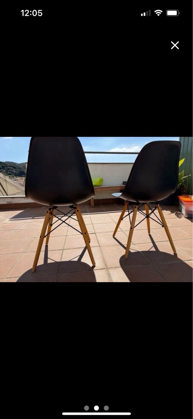 2 Sillas Eames - Ikea - Negro & Azul