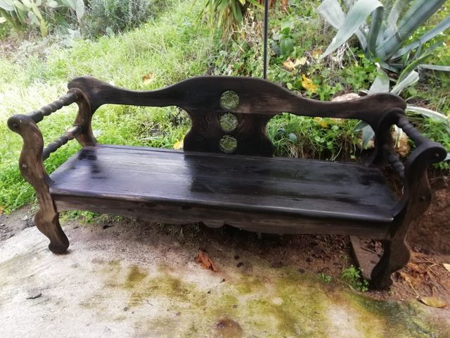 Panca in legno in stile rustico