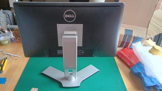 Monitor Dell 22" P2214Hb - Plata