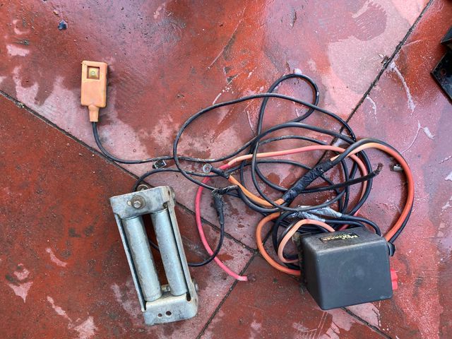 Cabestante electrico Para vehiculo 4x4 Remolque et