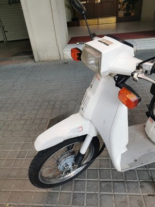Moto Honda Scoopy 75 SH