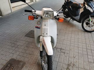 Moto Honda Scoopy 75 SH
