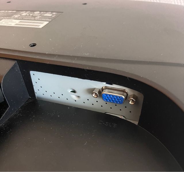 Monitor HANNspree 19" negro