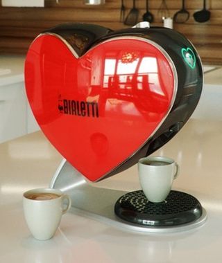 Macchina caffè Bialetti a forma di cuore