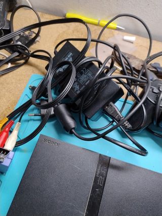 PS2 Slim (PlayStation 2) - Mando + Alimentador