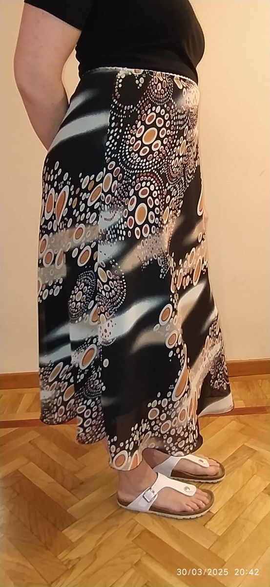 Falda midi estampada