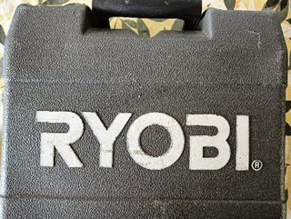 RYOBI - Taladro de Impacto con Cable 220V 800W