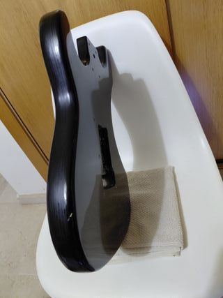 Cuerpo estilo stratocaster