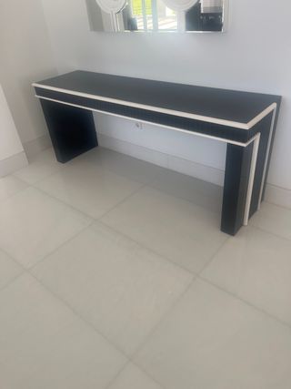Mesa consola negro-blanco lacada