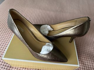 Michael Kors Zapato tacon Nickel