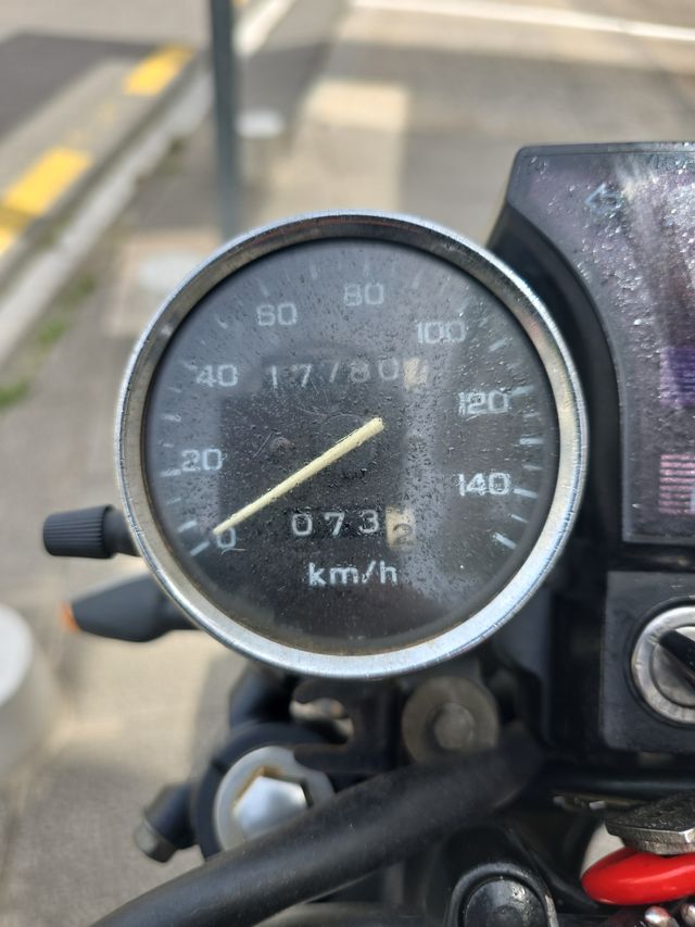 Honda CB 250 - Motocicleta