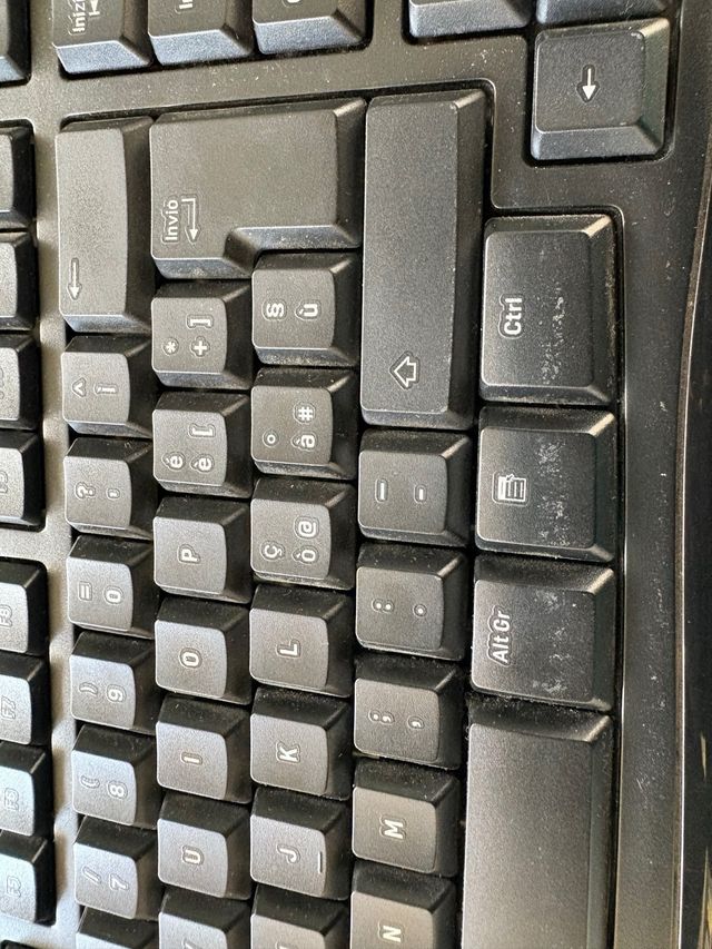 Teclado Logitech USB - negro