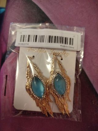 Pendientes largos azules dorados