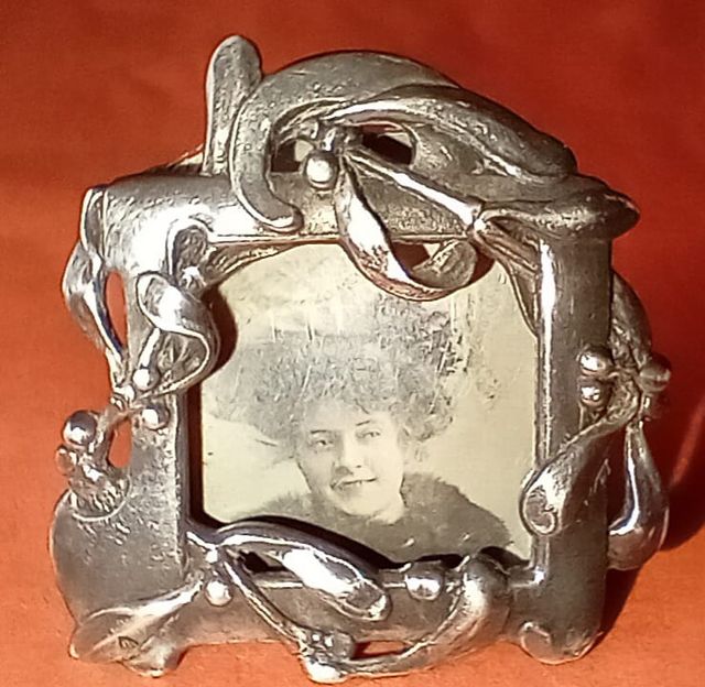 MINI MARCO ANTIGUO ART NOUVEAU 3CM.