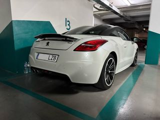 Peugeot RCZ