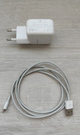 Original Cable Lightning y Cargador USB 10W Apple