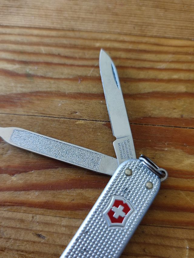 Victorinox Mini