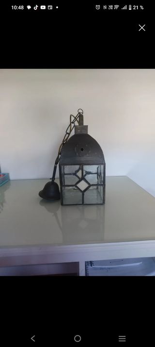 Lampara antigua de metal y cristal