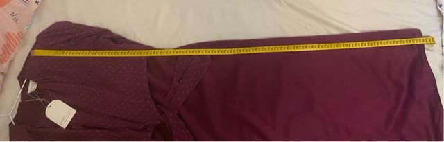 Vestido midi morado - invitada