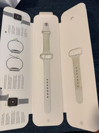 Apple Watch Series 4 aluminio gris plata