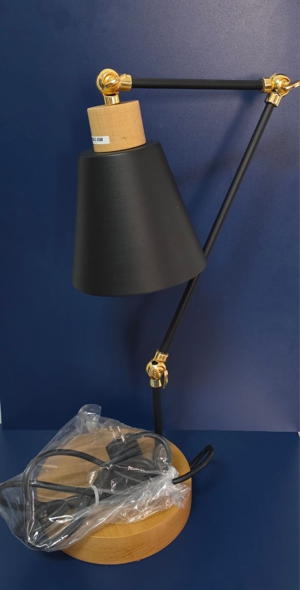 Lámpara escritorio Manavgat-N-590