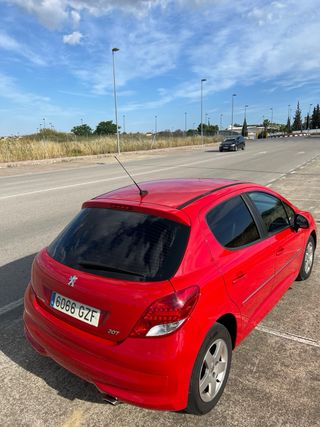 Peugeot 207 2010 98cv