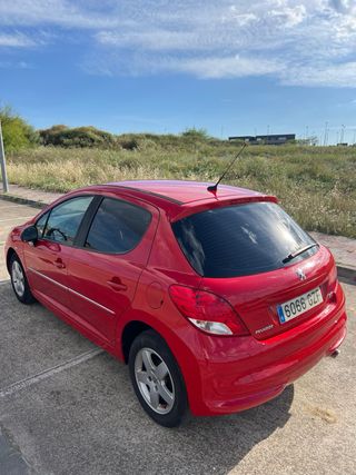 Peugeot 207 2010 98cv