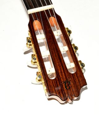 GUITARRA CLASICA ADMIRA A2