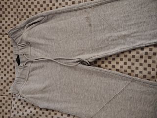 Pantalones chándal grises