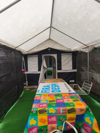 Barbacoa y columpio terraza