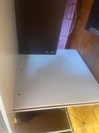 Mobiliario oficina, silla, mesa cajonera y armario
