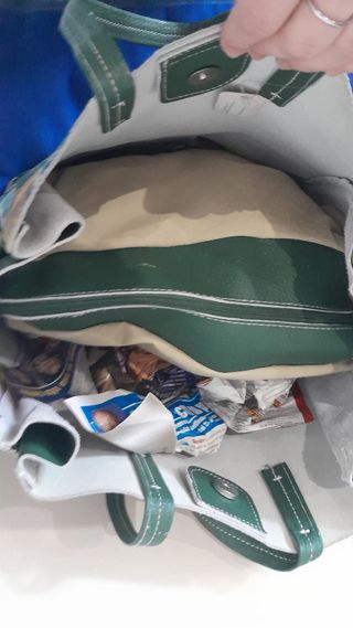 Borsa pelle verde fiori stampati sui lati nuova