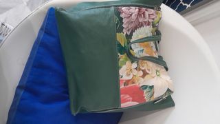 Borsa pelle verde fiori stampati sui lati nuova