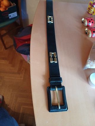 Cinturón ROBERTO BELLIDO negro y dorado