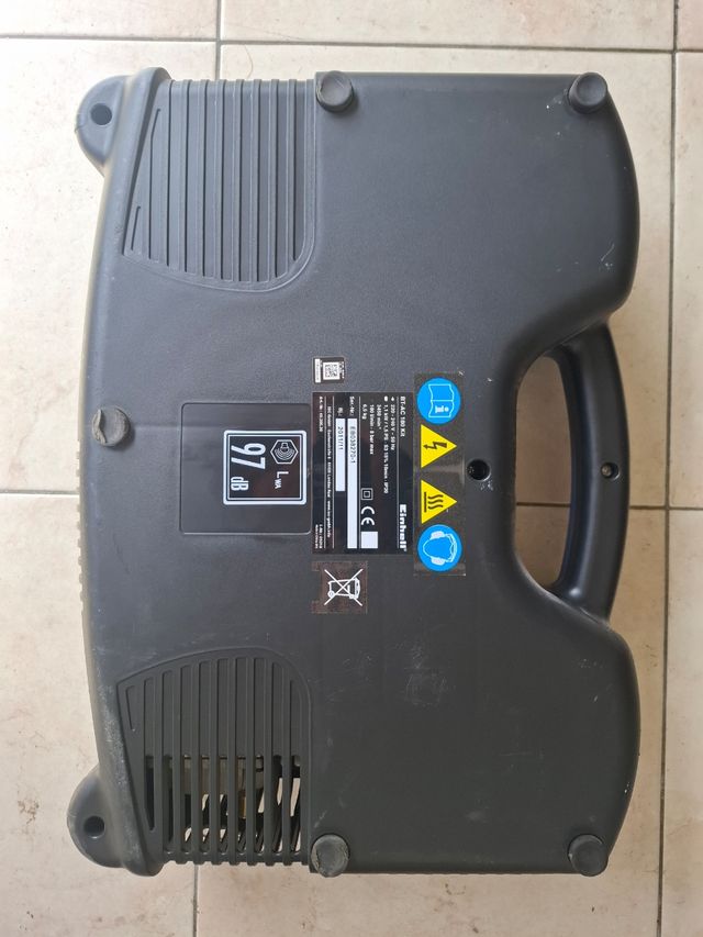 Compressore Einhell BT-AC 180/8/6 Kit