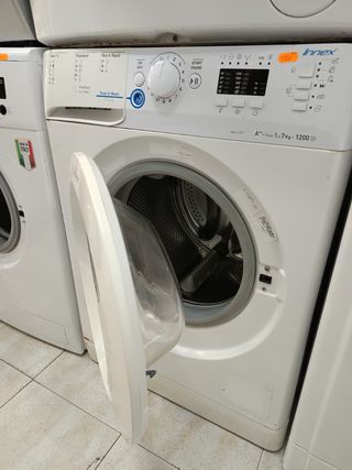 Lavadora Indesit 7kg - A++
