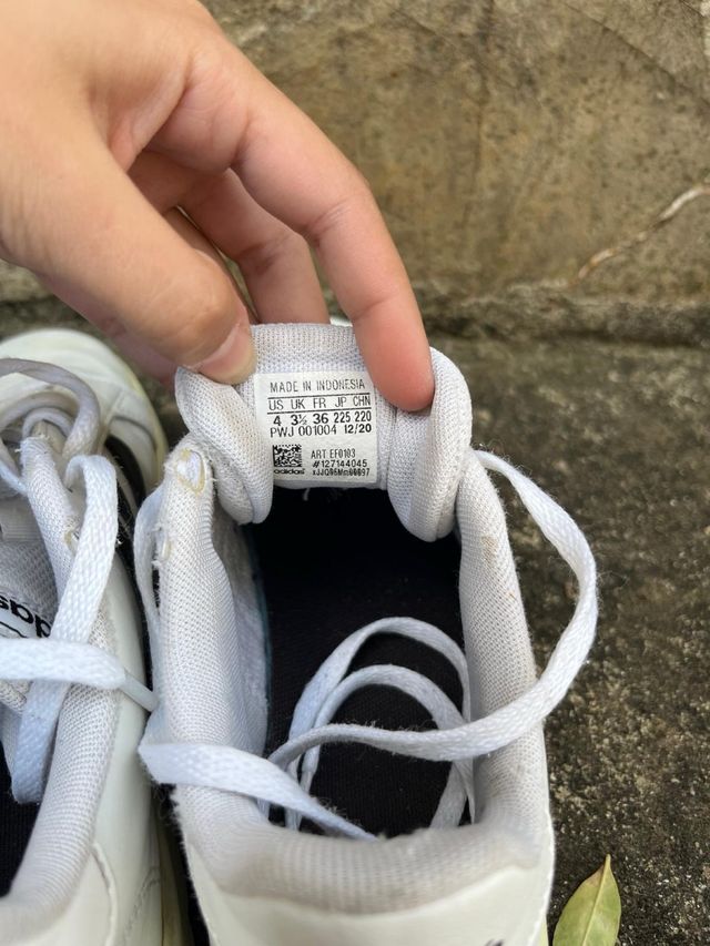 Zapatillas Adidas - Talla 36