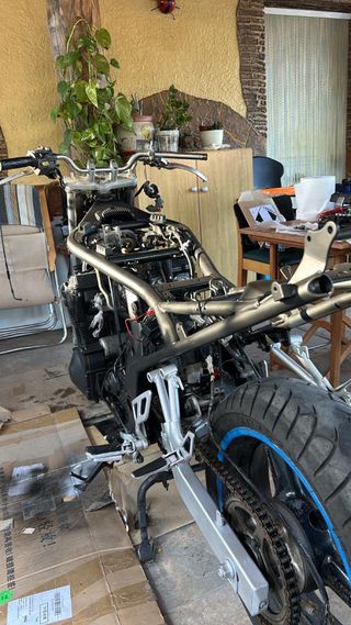 Despiece Suzuki Bandit 650 N 2005 CARBURACIÓN