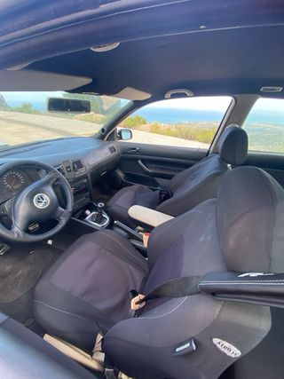 Volkswagen Golf 2002