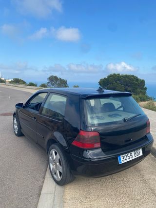 Volkswagen Golf 2002