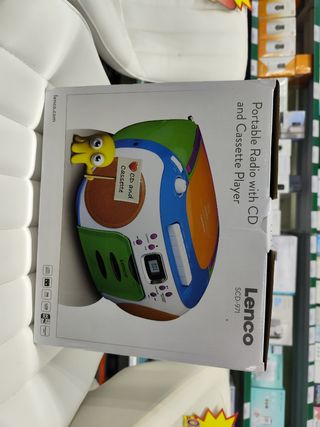 Radio Portátil Lenco SCD-971 con CD y casete