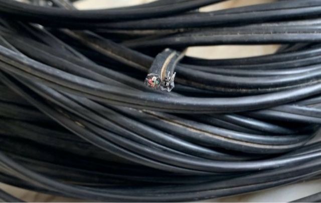 Cable de teléfono para exterior