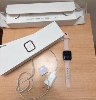 Apple Watch Series 4 - Rosa Gold
